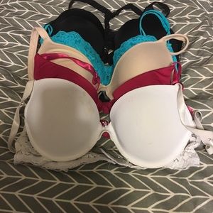 Bundle of 36c bras
